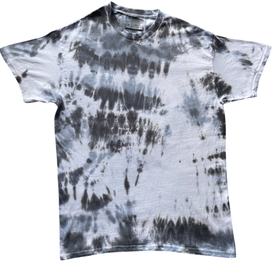 Black and Grey Wave